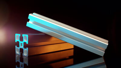 Aluminium Strebenprofile als Bauteile eines Montagesystems Aluminium Strebenprofile als Bauteile eines Montagesystems, Strebe Aluminium, Montagesystem Profile und Bauteile